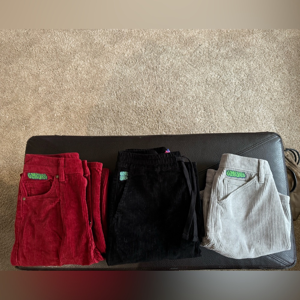 Lot of 3 Empyre. Two pairs of corduroy pants and one pair of corduroy shorts.
